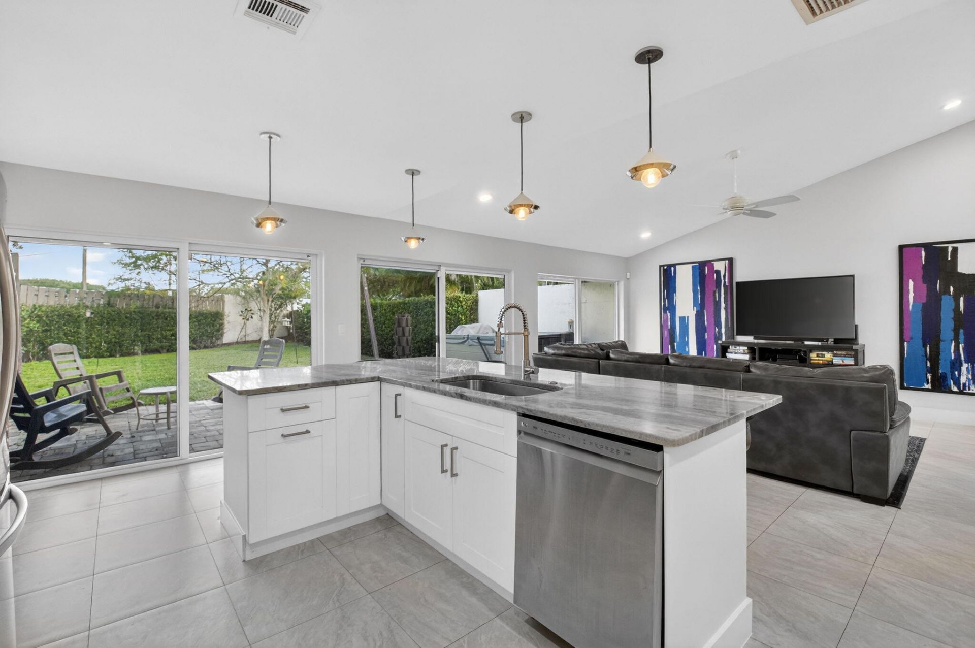 202 SW 29th Avenue, Delray Beach, FL 33445 Photo