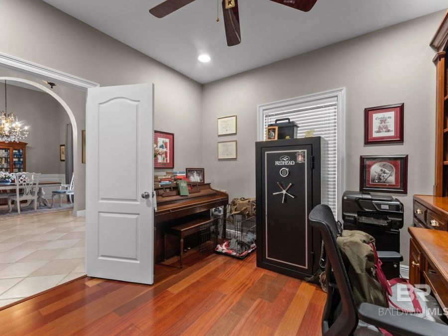 Property Image 30