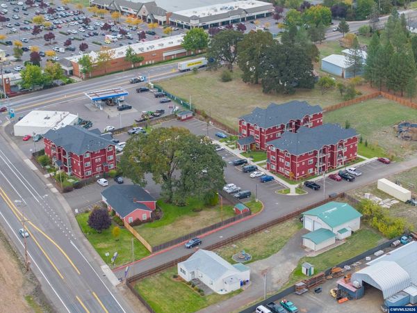 13001 S Cromptons Ln, Molalla, OR 97038