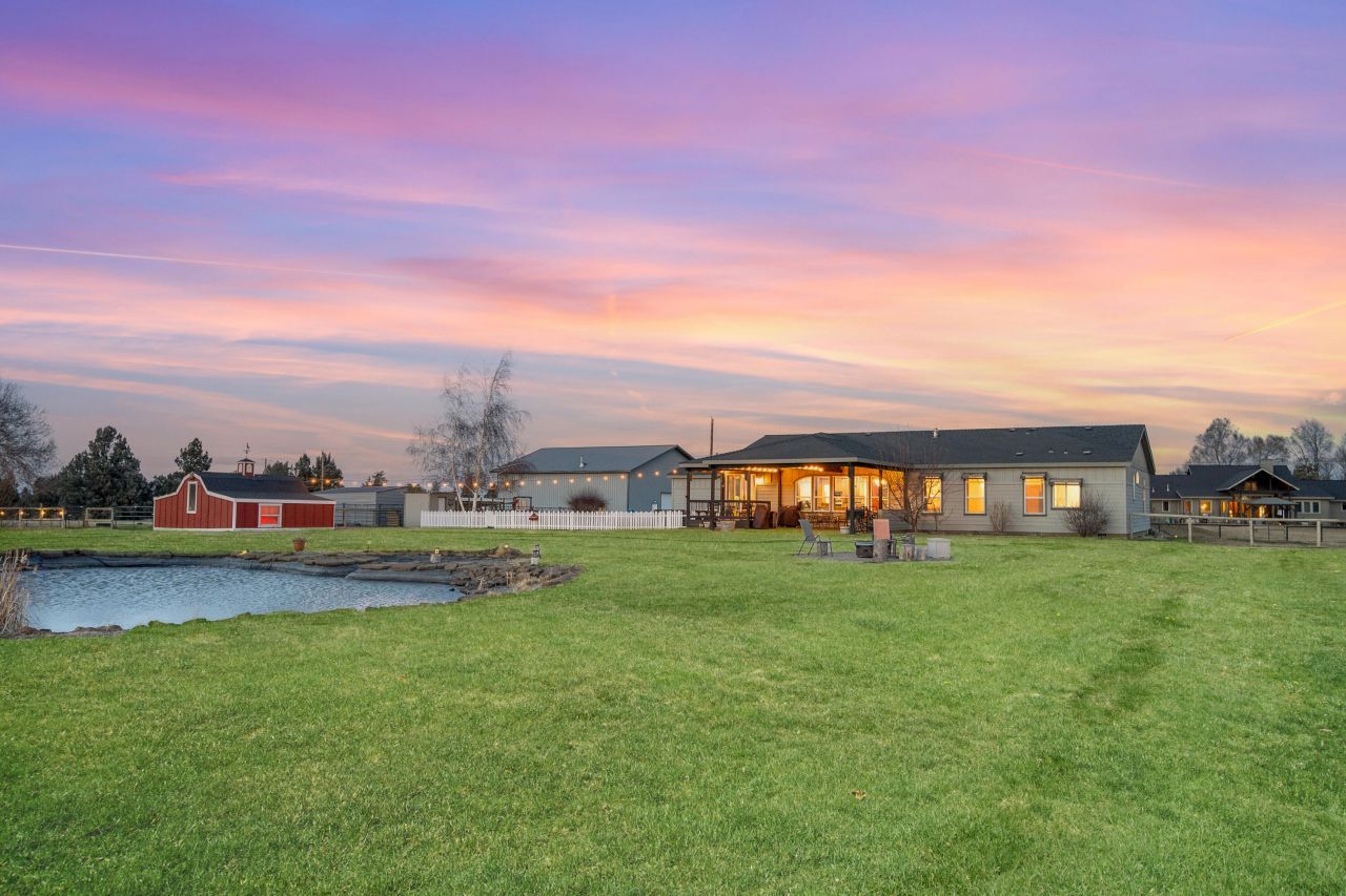 21435 Modoc Lane, Bend, OR 97702 Main Photo