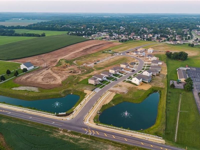 1785 Palmer Court, Xenia, OH 45385 Photo 2