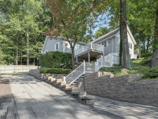 336 Lakeview Ave, Ringwood, NJ 07456