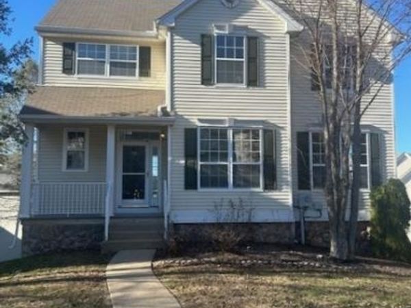 227 Winding Hill Dr, Mount Olive, NJ 07840