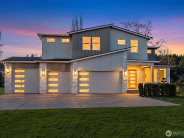 19902 Broadway Avenue , Snohomish, WA 98296