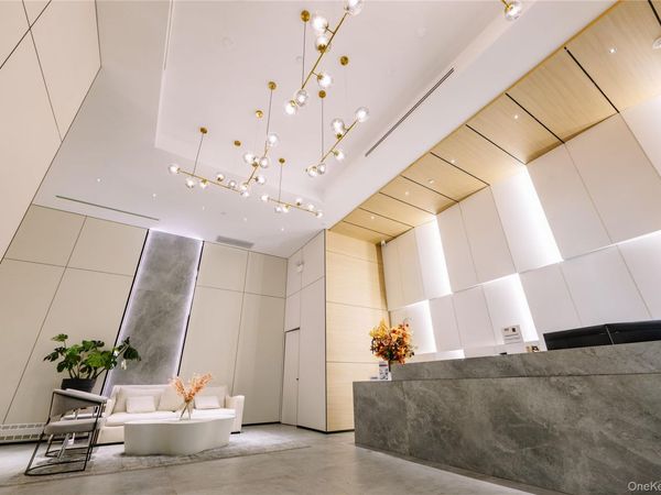 14449 Northern Boulevard , Unit 704, Flushing, NY 11354