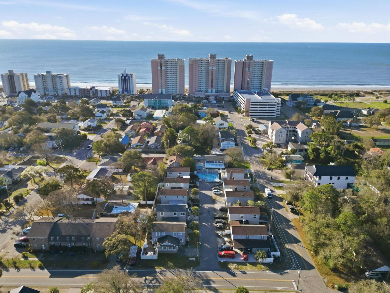 2707 Hillside Dr. S Photo 37