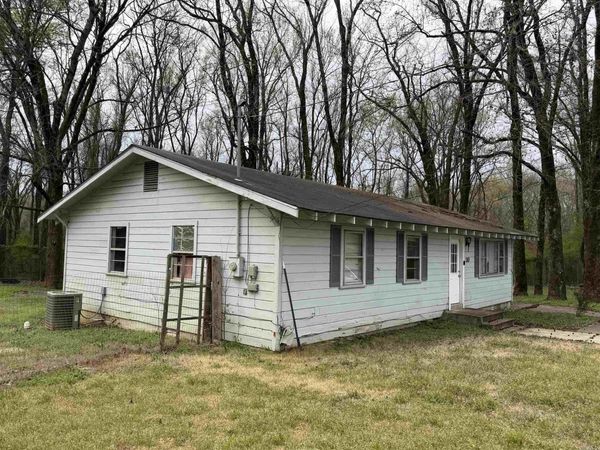 110 Perry St, Clarksville, AR 72830