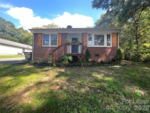 614 N Rhyne Street , Gastonia, NC 28054