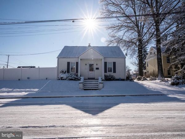 551 HOBART AVENUE, HAMILTON, NJ 08629