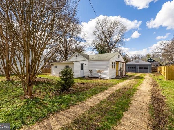 4802 51ST PLACE , HYATTSVILLE, MD 20781