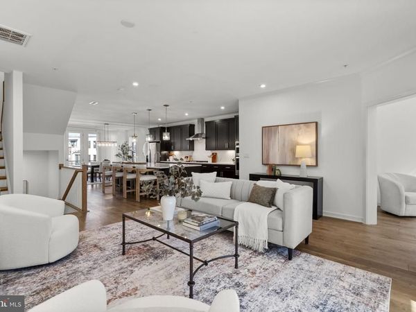 14420 BECKETT GLEN CIRCLE, Unit 902, CHANTILLY, VA 20151