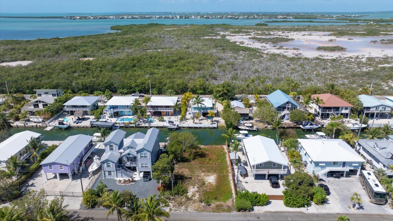 662 Blackbeard Road, Little Torch Key, FL 33042 Photo