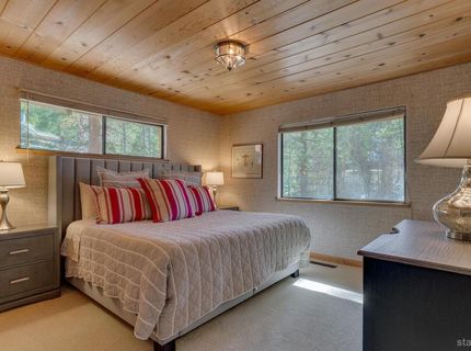 345 Granite Drive, Stateline, NV 89449 Photo