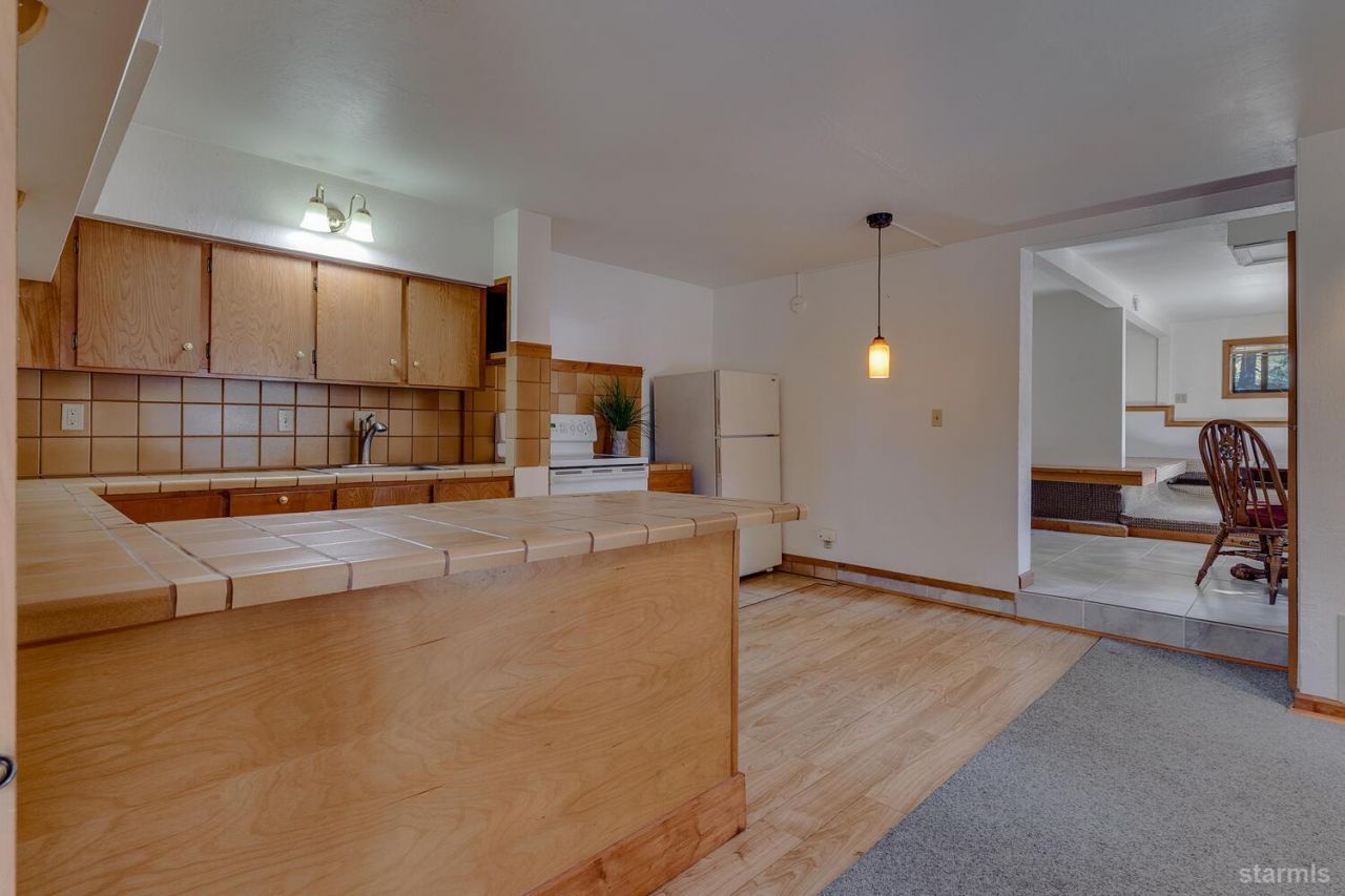 345 Granite Drive, Stateline, NV 89449 Photo