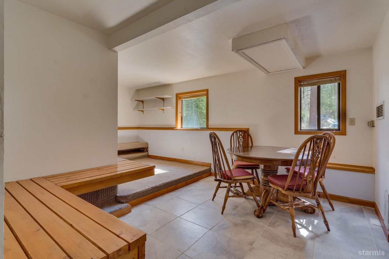 345 Granite Drive, Stateline, NV 89449 Photo