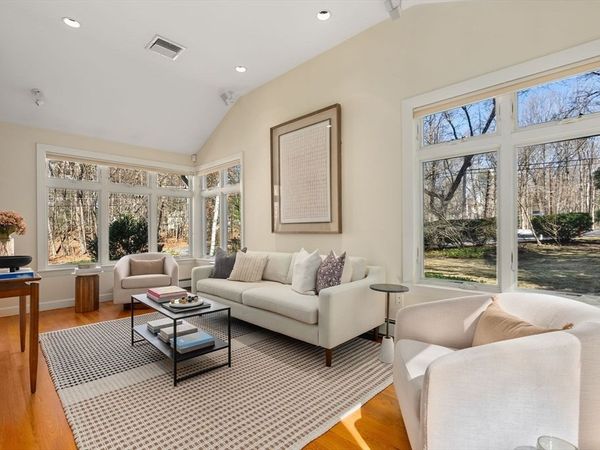 160 Varick Road, Newton, MA 02468