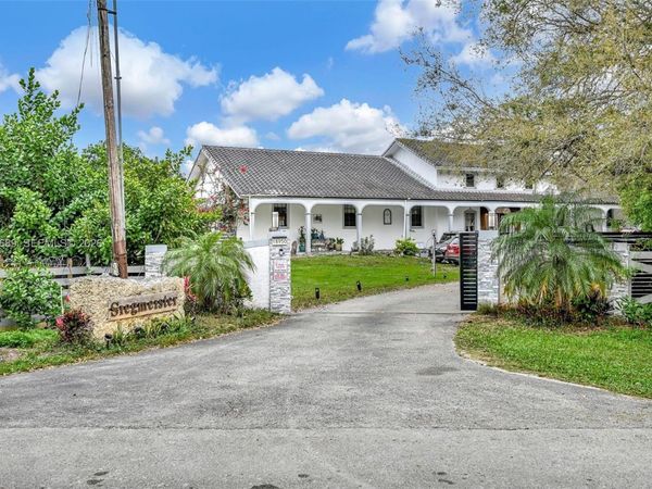 18950 SW 50th St , Southwest Ranches, FL 33332