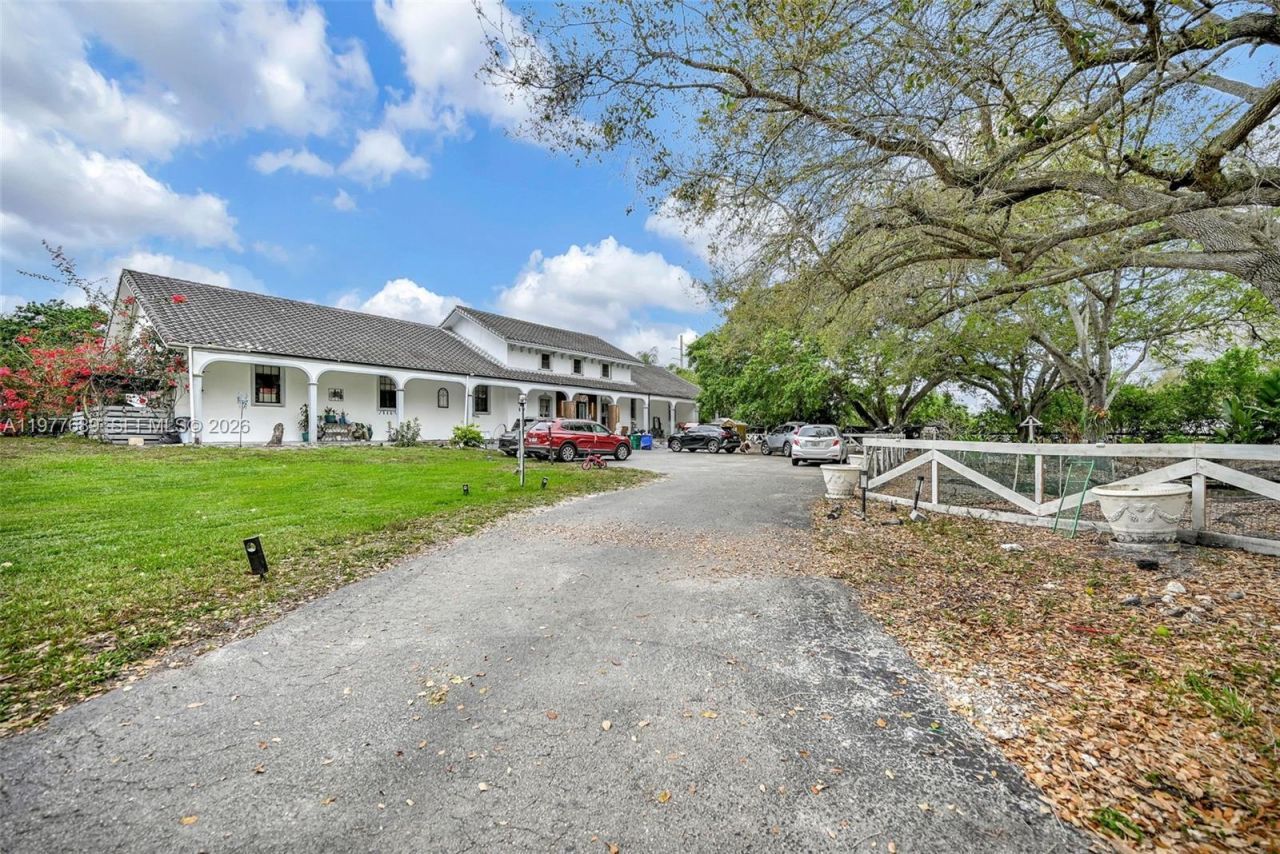 18950 SW 50th St , Southwest Ranches, FL 33332 Photo