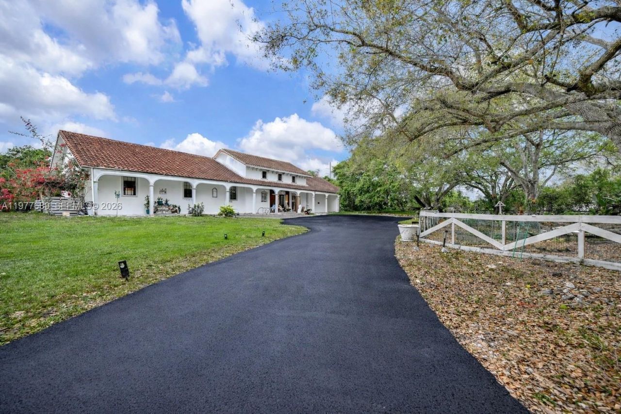 18950 SW 50th St, Southwest Ranches, FL 33332 Photo