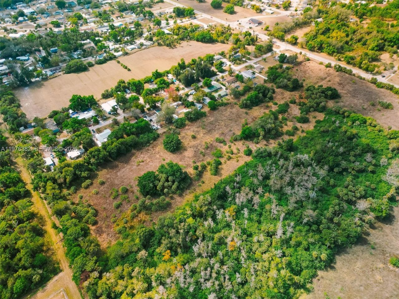 621 Ortiz Ave , Fort Myers, FL 33905 Photo