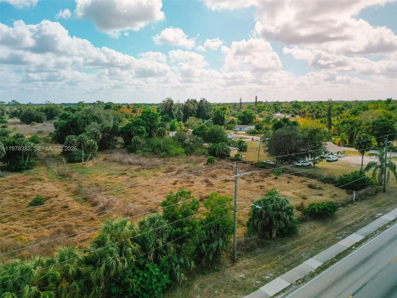 621 Ortiz Ave , Fort Myers, FL 33905 Photo