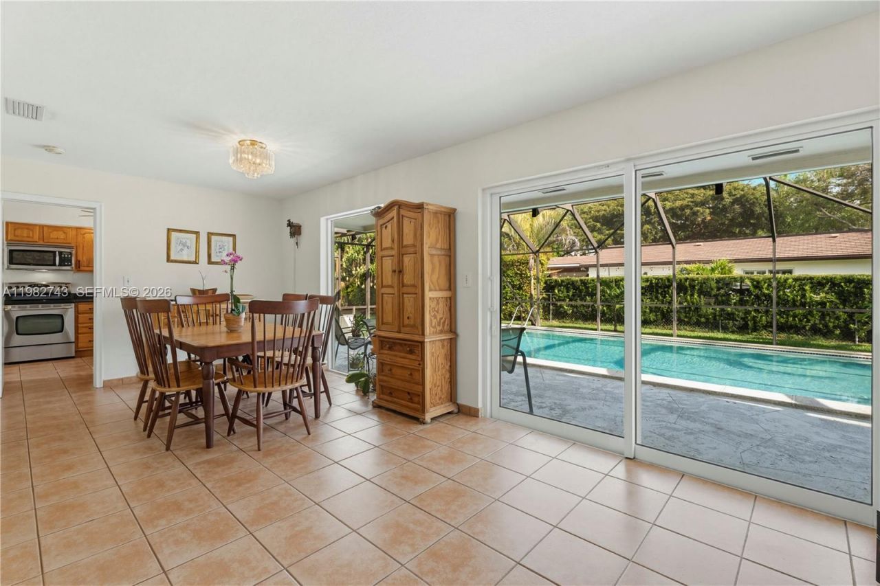 8461 SW 147th Ter , Palmetto Bay, FL 33158 Photo