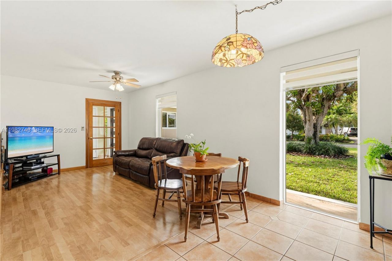 8461 SW 147th Ter , Palmetto Bay, FL 33158 Photo