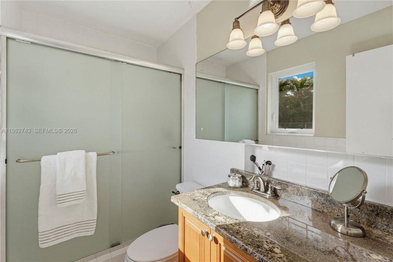 8461 SW 147th Ter , Palmetto Bay, FL 33158 Photo