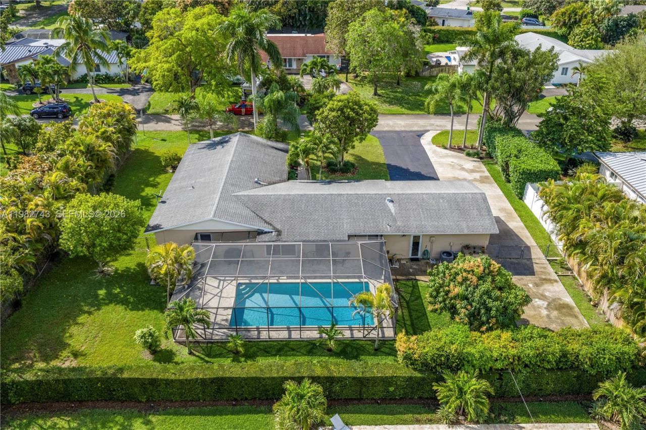 8461 SW 147th Ter , Palmetto Bay, FL 33158 Photo