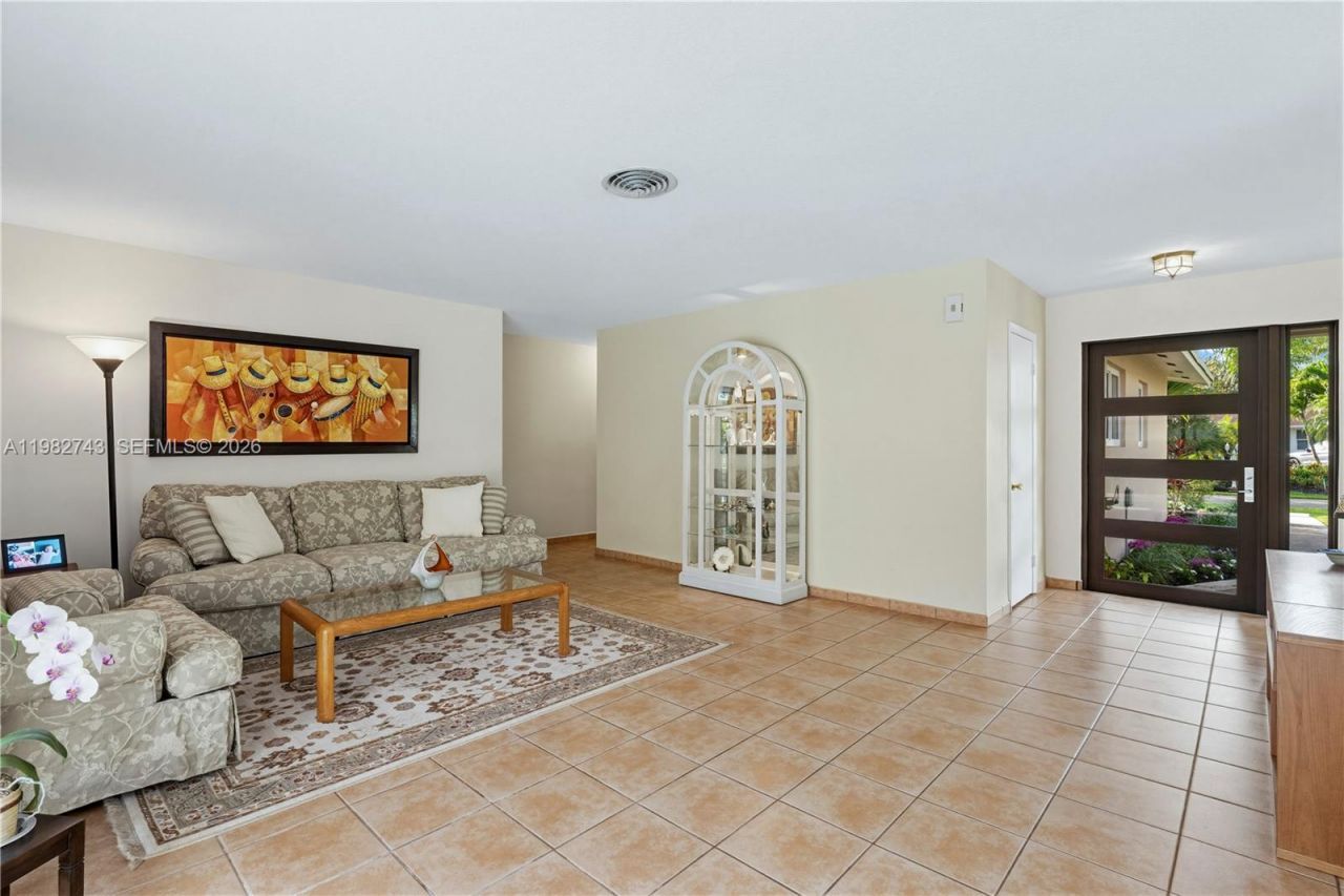 8461 SW 147th Ter , Palmetto Bay, FL 33158 Photo