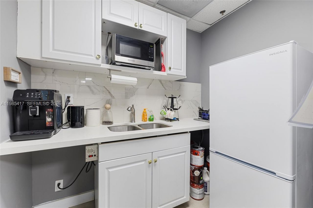 200 S Andrews Ave, Unit 503, Fort Lauderdale, FL 33301 Photo