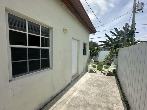 445 NE 109th Street, Unit 2, Miami, FL 33161