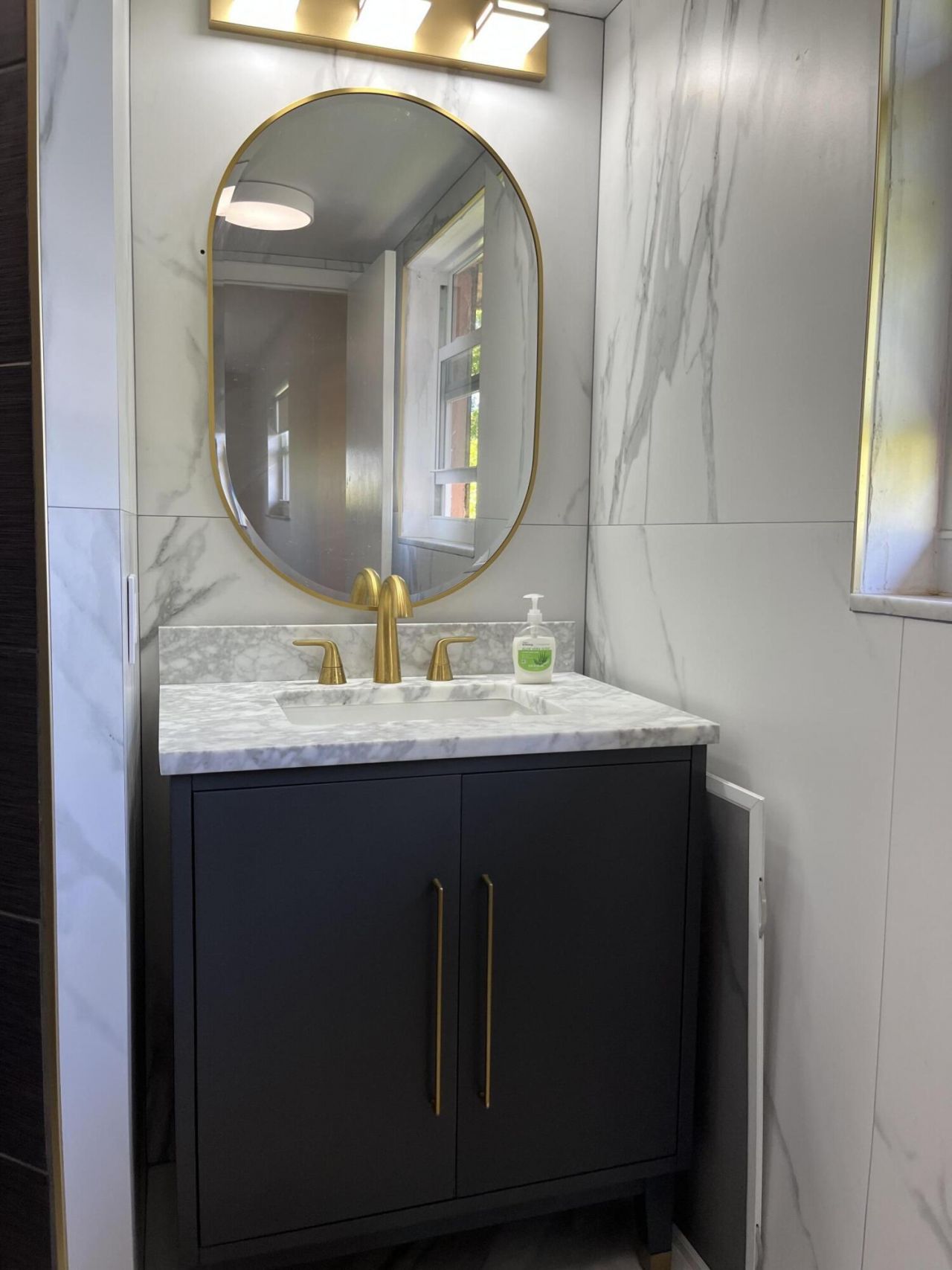 610 Tennis Club Drive, Unit 403, Fort Lauderdale, FL 33311 Photo