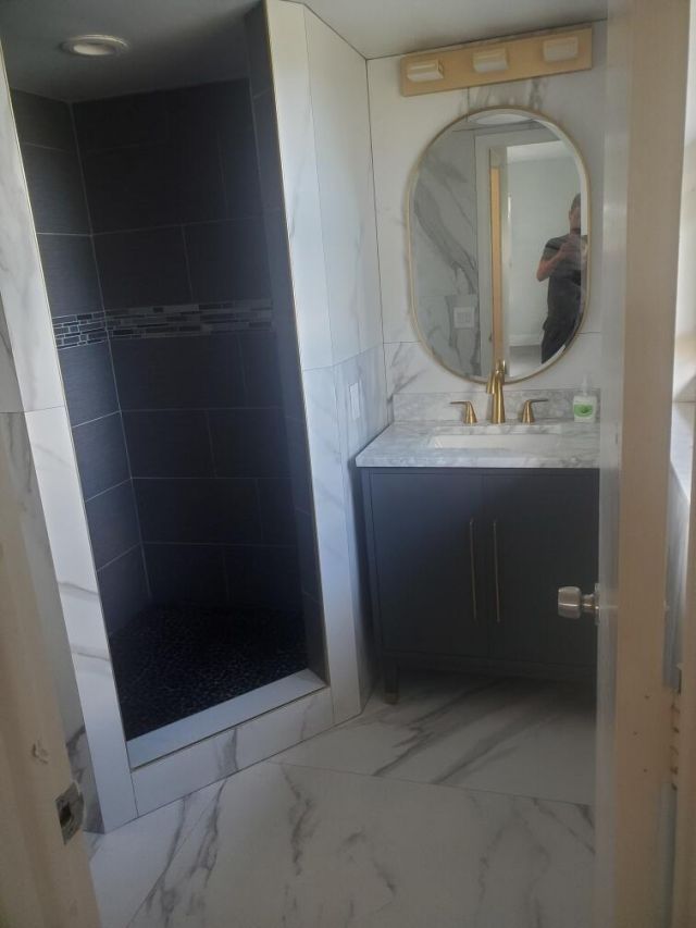 610 Tennis Club Drive, Unit 403, Fort Lauderdale, FL 33311 Photo