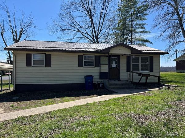 610 Broadway Street , Marble Hill, MO 63764