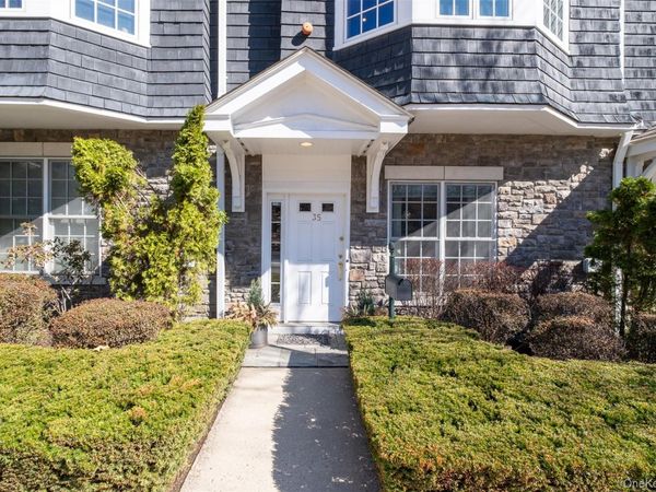 35 1st Street , Pelham, NY 10803
