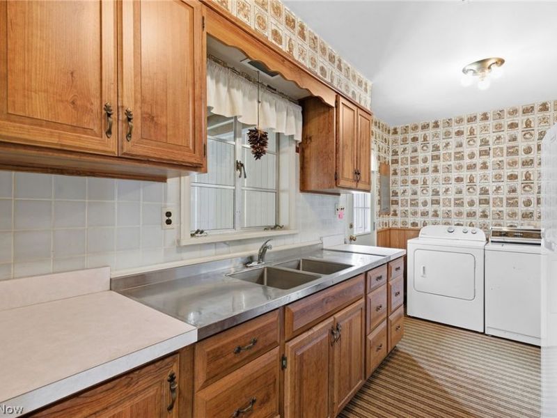 455 Vineland Road, Bay Village, OH 44140 Photo 10