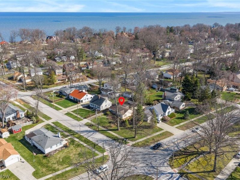 455 Vineland Road, Bay Village, OH 44140 Photo 3