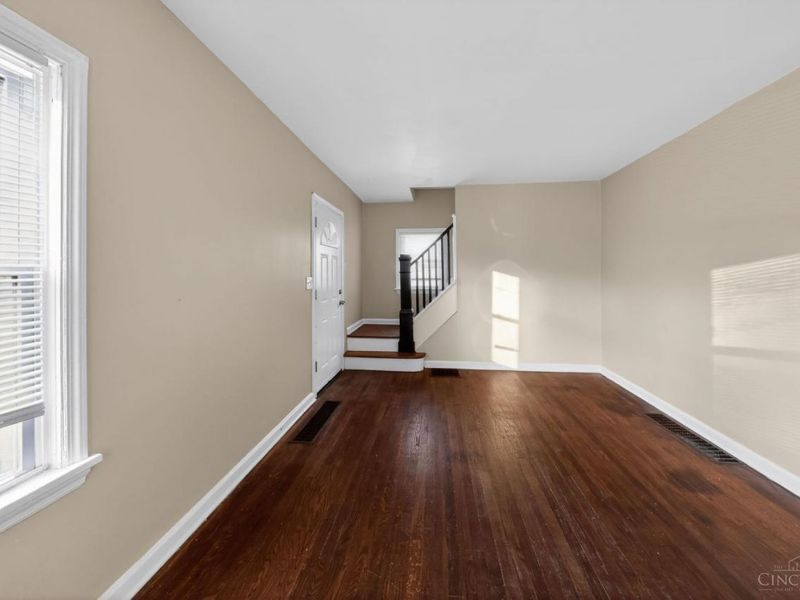 1735 Ashbrook Drive, Cincinnati, OH 45238 Photo 12