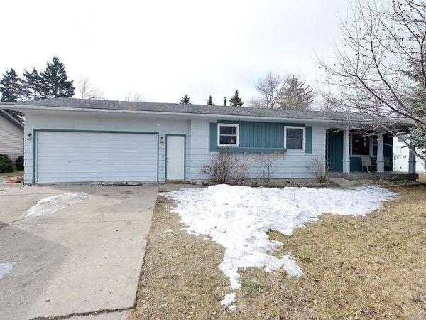 631 7th Avenue E, West Fargo, ND 58078