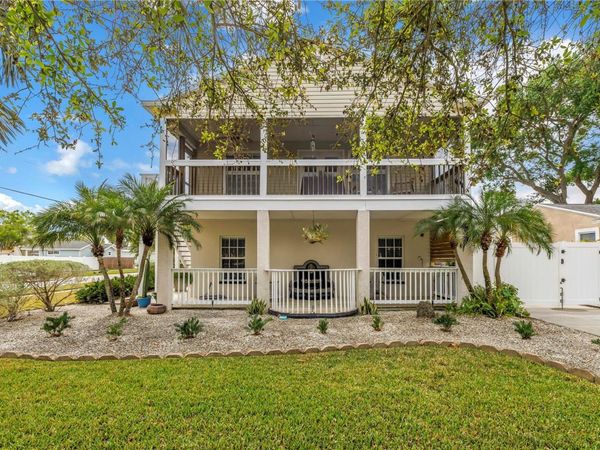 786 59TH AVENUE NE, ST PETERSBURG, FL 33703