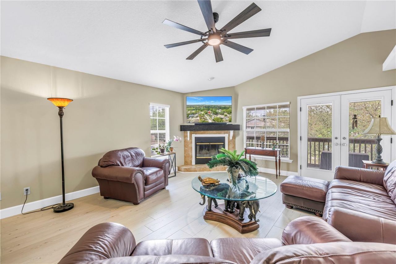 786 59th Avenue Ne, Saint Petersburg, FL 33703 Photo