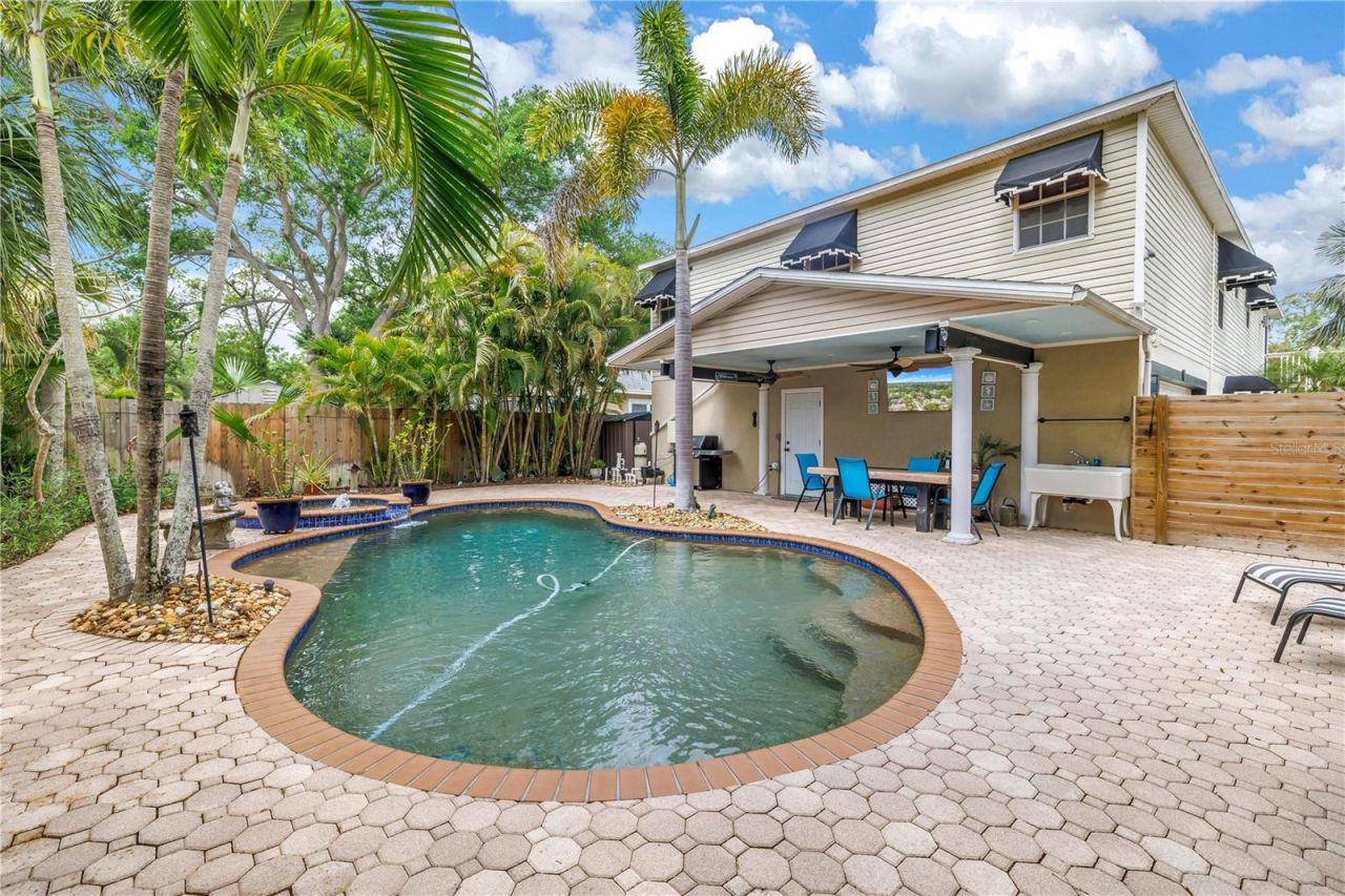 786 59th Avenue Ne, Saint Petersburg, FL 33703 Photo