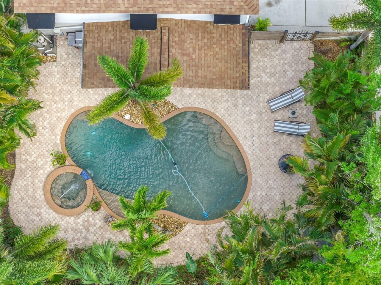 786 59th Avenue Ne, Saint Petersburg, FL 33703 Photo