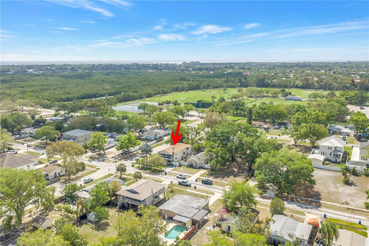 786 59th Avenue Ne, Saint Petersburg, FL 33703 Photo