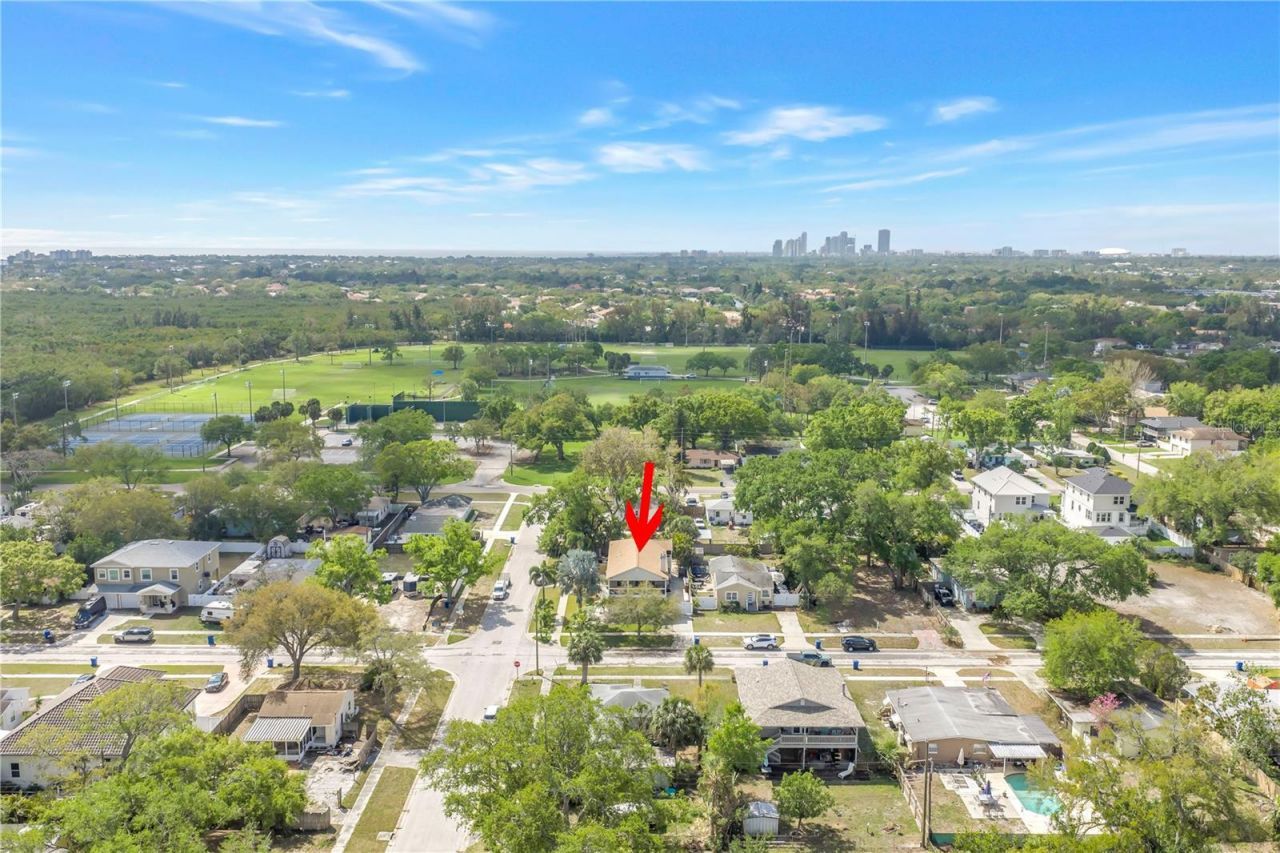 786 59th Avenue Ne, Saint Petersburg, FL 33703 Photo