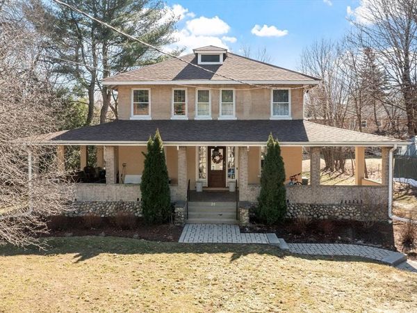 20 Shattuck St, Littleton, MA 01460