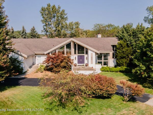 6380 Island Lake Drive, East Lansing, MI 48823
