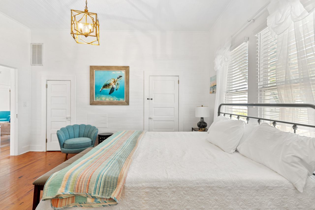 509 W Ashley Avenue Photo 20