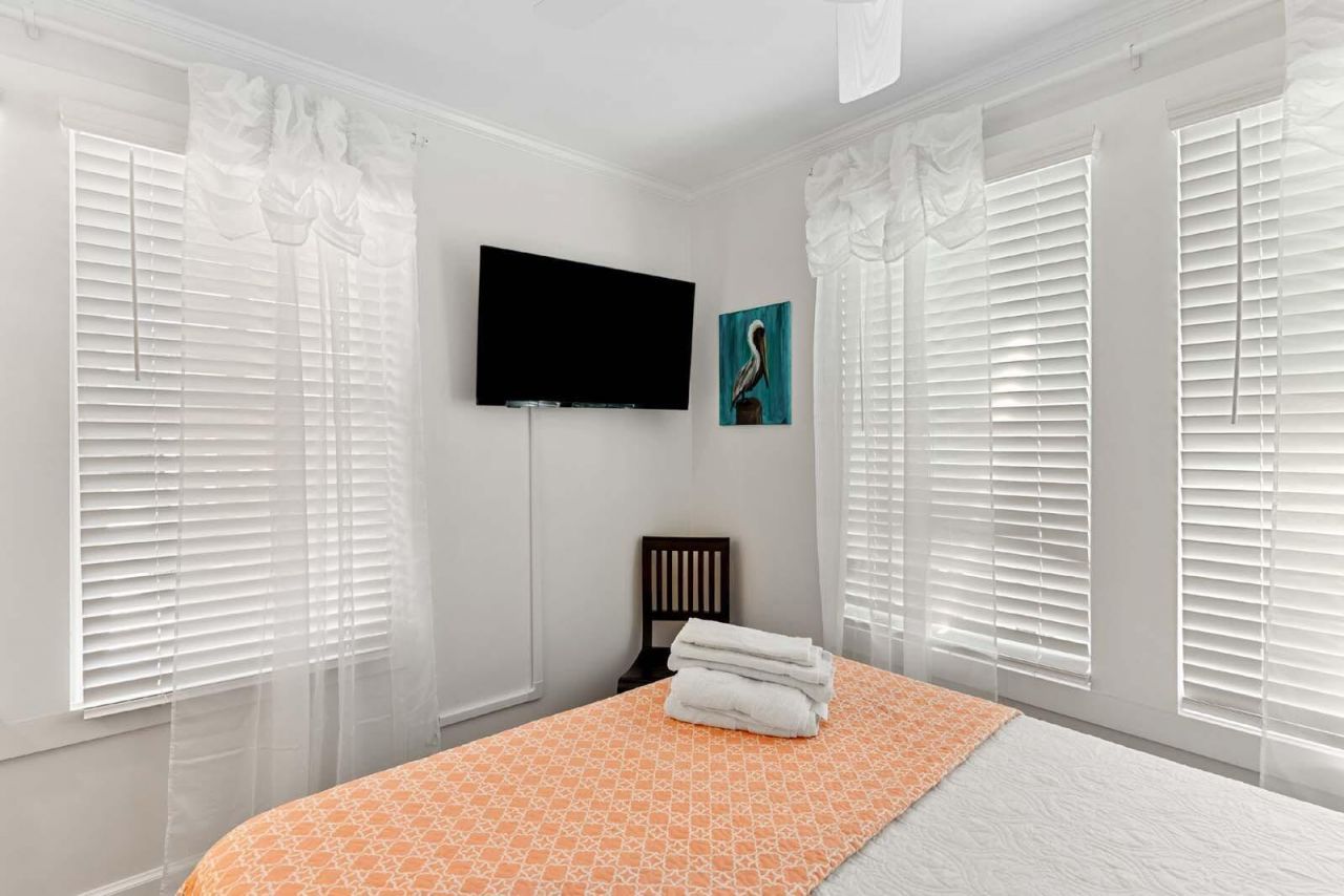 509 W Ashley Avenue Photo 36